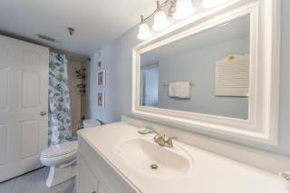 301 Beach Place Condos - 6