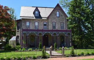 Gifford-Risley House Bed and Breakfast - Media - 0