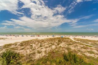 349 Surf Song Resort - St Pete Beach - 2