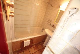Le Moulin De La Pipe - Logis Hotel Restaurant - Plan-de-Baix - 7
