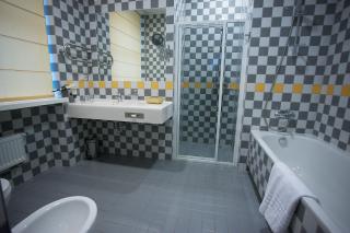 Daugirdas Old City Hotel - Kaunas - 9