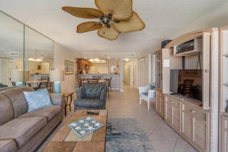 Beachfront Balcony Views - 2b 2b - The Shores #301 - St Pete Beach - 6