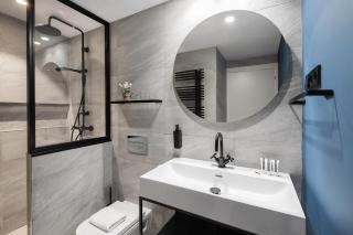 Luxury and cozy- 2 bedrooms 2 bathrooms -MintyStay- Herradores - Madrid - 4