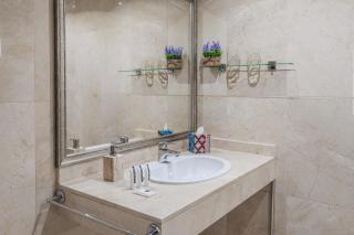 Luxury and cozy- 2 bedrooms 2 bathrooms -MintyStay- Herradores - Madrid - 5