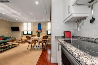 2 bedrooms 2 bathrooms- Penthouse- Almagro- MintyStay - Madrid - 1