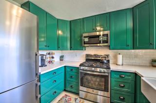 Contemporary Cabin Hiking, Mountain Biking, Skiing - 1