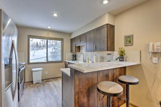 Sleek Frisco Townhome with Views 8 Mi to Copper Mtn - Frisco - 1