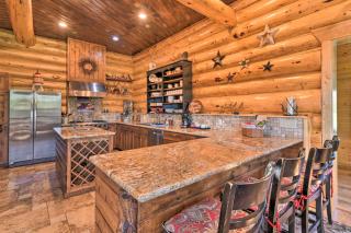 Legacy Mountain Lodge on 40-Acre Ranch with Views! - Palmer - 2