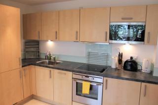 Work Rest and Stay at Gunwharf Quays - 5