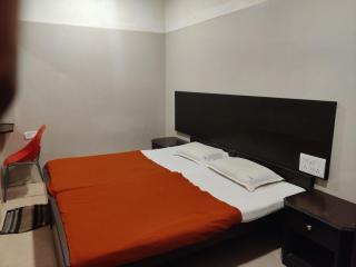 Hotel Sarada Nivas - Chennai - 8