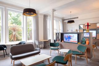 Holiday Inn Farnborough by IHG - Farnborough - 8