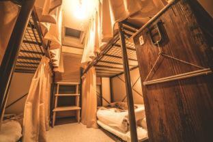 Nostalgic guesthouse for 1 to 2 Females shared toilet and shower - Kyōto - 2