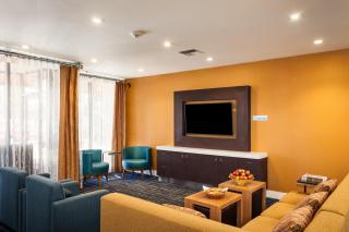 Holiday Inn Express at Monterey Bay by IHG - Seaside - 5