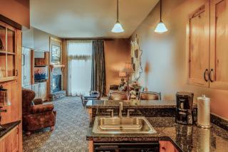 Big Sky Resort Village Center - Big Sky - 9