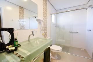 APTO DE LUXO, 3 SUITES, 1 MASTER E 2 AMERICANAS, CENTRO 300mtos RUA COBERTA, GRAMADO - Gramado - 9