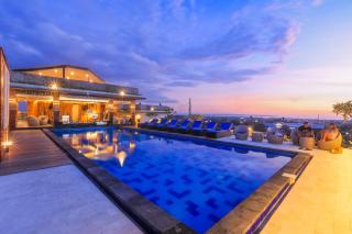Canggu Dream Village Hotel and Suites - Canggu - 4