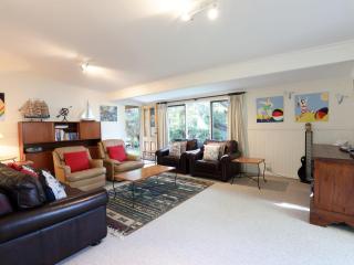 Back Beach Hideaway - Blairgowrie - 3