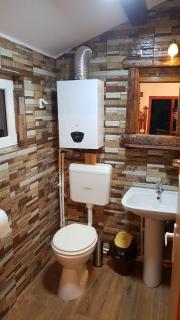 CABANUTE si CAMPING DRACULA - Căpăţîneni-Pămînteni - 2