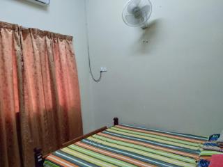 Kayu Merbau Homestay - 4