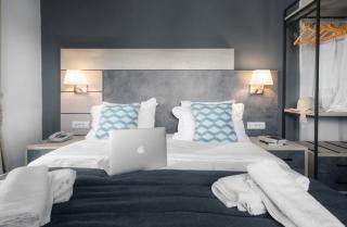 Meliton Inn Hotel & Suites by the beach - Neos Marmaras - 0