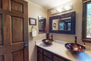 Chateau Sans Nom - Mammoth Lakes - 1