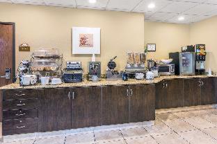 Sleep Inn & Suites - 4