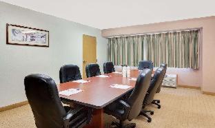 Microtel Inn & Suites by Wyndham Wellsville - Wellsville - 2
