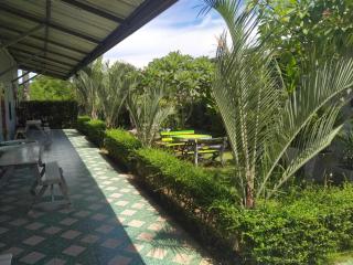 บ้านเล็ก รีสอร์ท - 5
