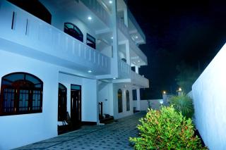 Royal Rich Villa - 4