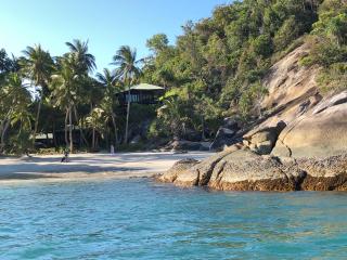 Doorila Beach House - Bedarra Island - 9