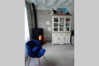 petite maison de ville toute équipée - Château-Renard - 6