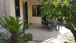 Residenze Makarska at Roseto beach - 9