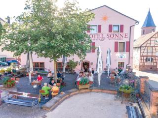 Hotel - Restaurant - Metzgerei Sonne - Loffenau - 0