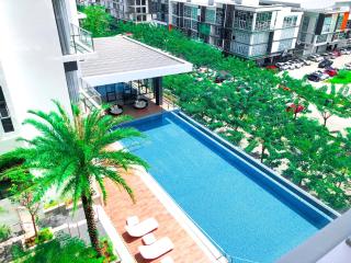 Cat City Mediterranean Theme City&Pool View Homestay 貓城地中海主題城市泳池風景民宿 - Kuching - 6