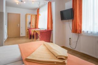 H&H Studio-Apartment im Stadtteil Ostseeviertel jedes Apartment mit Küchenzeilen - Fahrstuhl und 24h Check In - 1