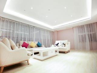 Lavande Hotel (Jingdezhen Taoxichuan Creative Square Branch) - 2