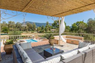 Villa St Nicholas House With Private Heated Pool - Dassia - 8