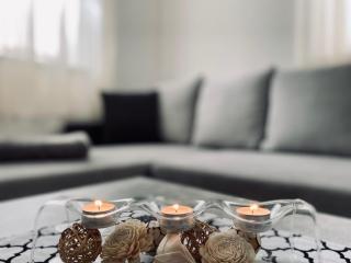 Luxuriöses und modernes Apartment zum Wohlfühlen - Zirl - 0