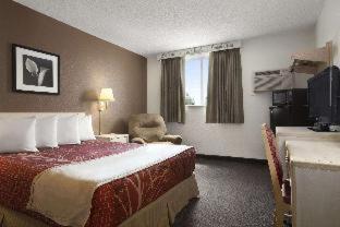 Econo Lodge Scottsbluff - 1