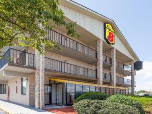 Super 8 by Wyndham Manassas - Manassas - 6