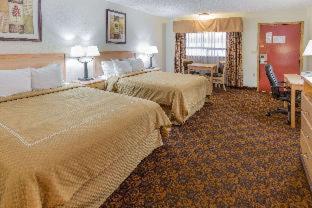 Days Inn by Wyndham Black Bear - Salem - 2