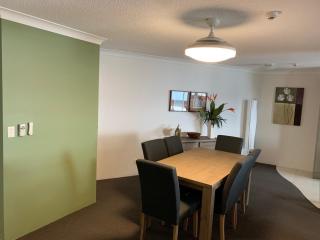 La Pacifique Apartments - 6