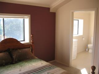 Paradise on The Boulevard - 90 Mile Beach Holiday Home - - 2