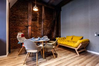 LEOGRAND Apartments on Kniazia Romana 6 - Lviv - 3