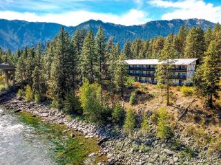 Alpine Rivers Inn - 0