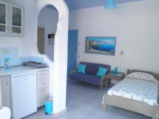 Dimitra's Sea-Crafts Boutique Studios - 9