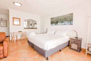 Canal Rocks Beachfront Apartments - Yallingup - 3