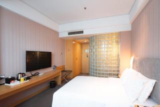 Holiday Inn Express Nantong Xinghu by IHG - Nantong - 7