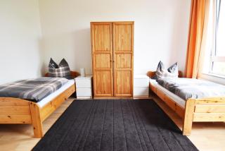 Work and Stay Apartment Cologne- Fühlinger See - - 2