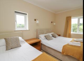 Llety Ceiro Guesthouse - 1